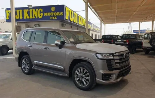 تويوتا لاند كروزر في إكس آر سعة ٣.٥ لتر تيربو 2025 for Sale