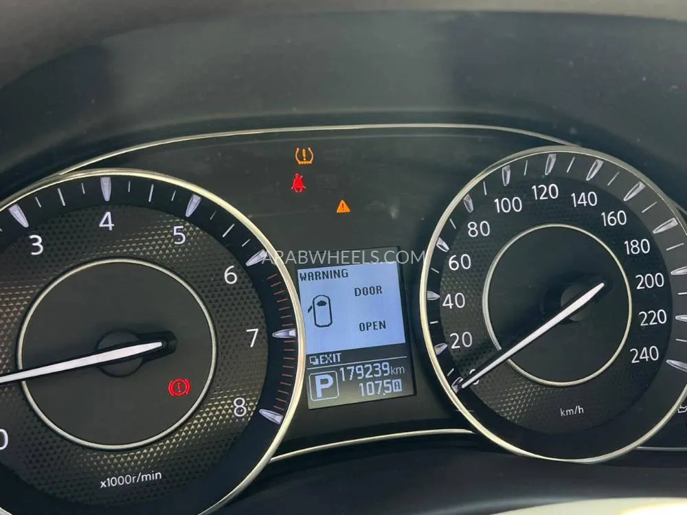 نيسان باترول 2018 for Sale in الشارقة Image-8