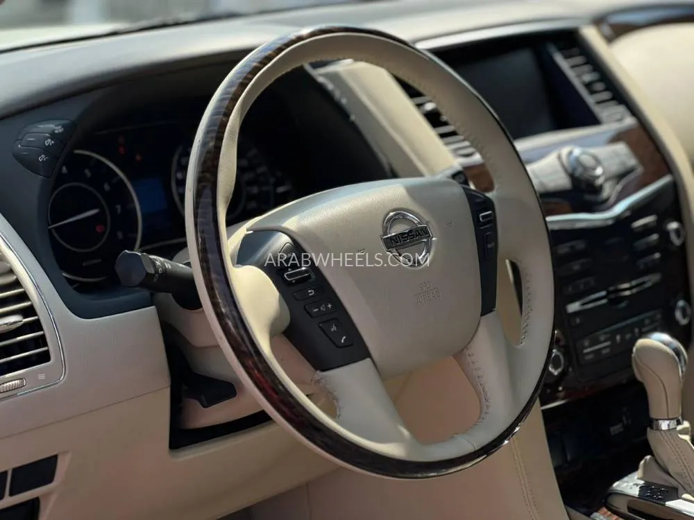 نيسان باترول 2018 for Sale in الشارقة Image-19