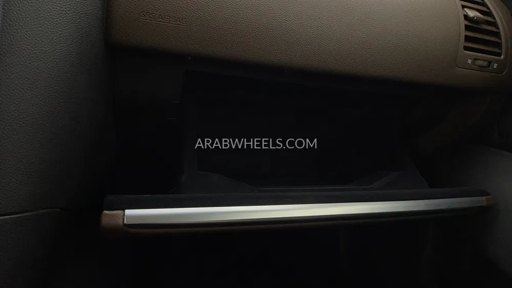 Infiniti QX70 2020 for Sale in Dubai Image-35