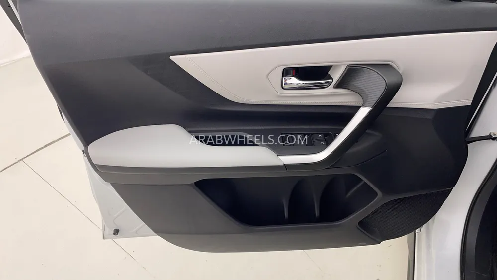 Toyota Veloz 2024 for Sale in Dubai Image-19