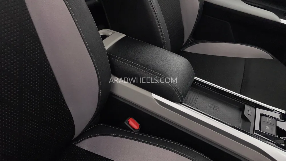 Toyota Veloz 2024 for Sale in Dubai Image-36