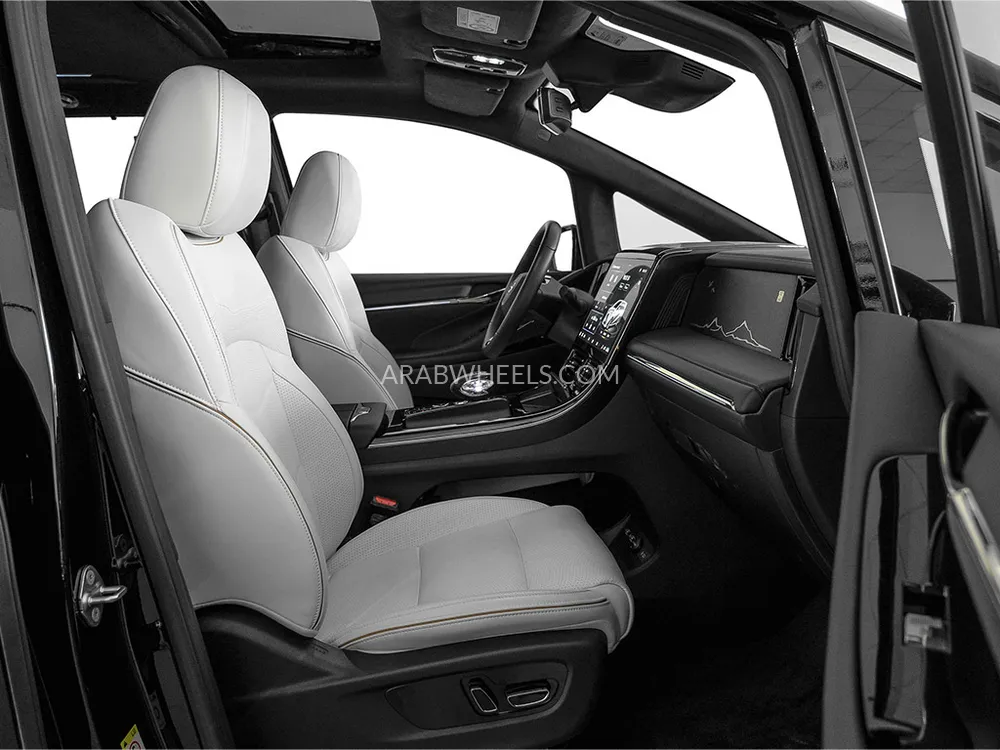 GAC M8 2025 for Sale in Dubai Image-8