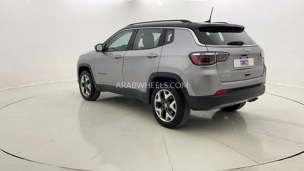 جيب كومباس 2020 for Sale in دبي Image-5