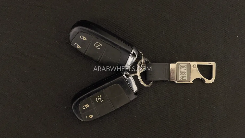 جيب كومباس 2020 for Sale in دبي Image-29