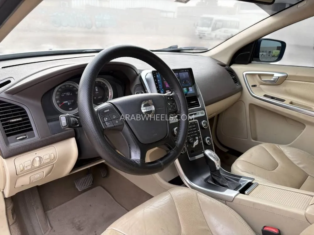 Volvo XC60 2013 for Sale in Dubai Image-12