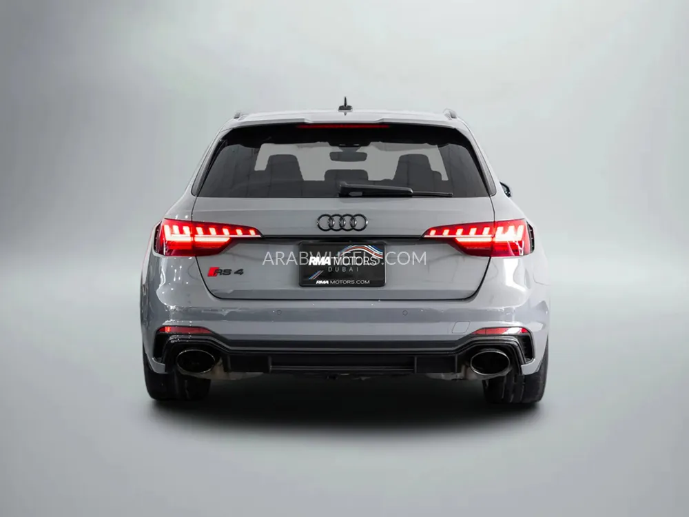 Audi RS4 2021 for Sale in Dubai Image-4