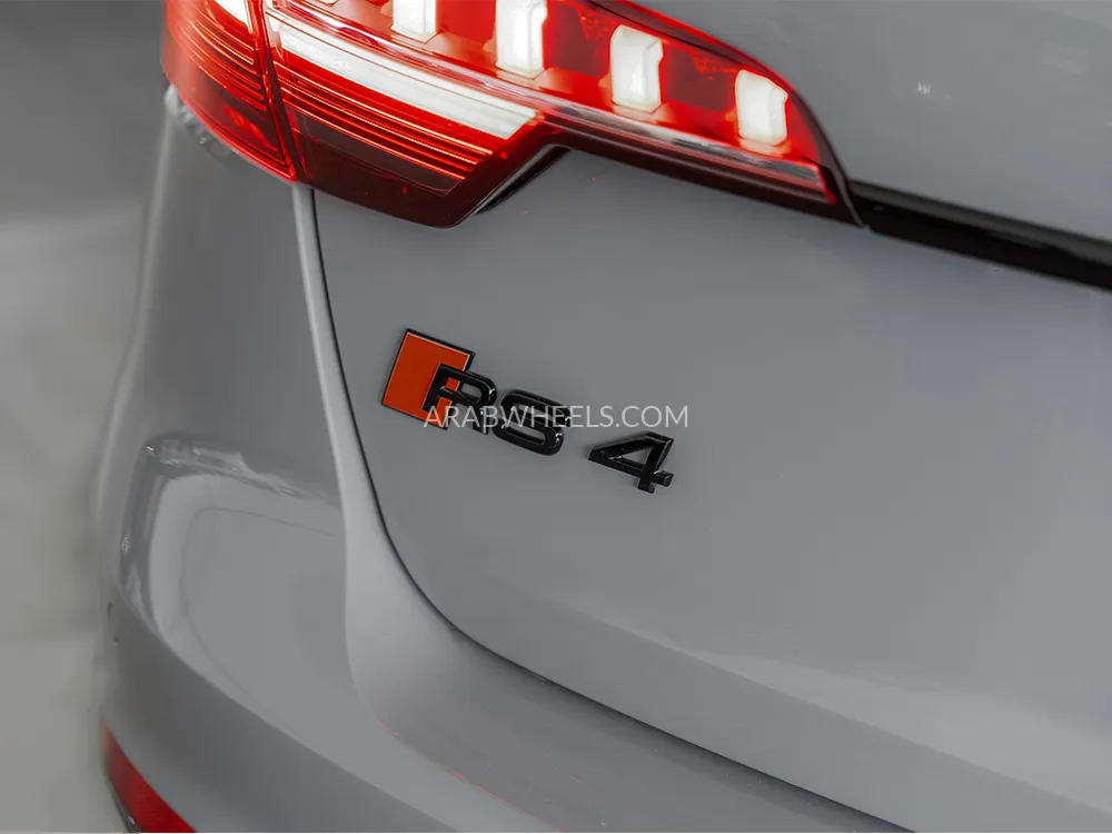 Audi RS4 2021 for Sale in Dubai Image-16