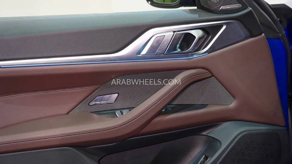 بي إم دبليو آي 4 2025 for Sale in أبو ظبي Image-9