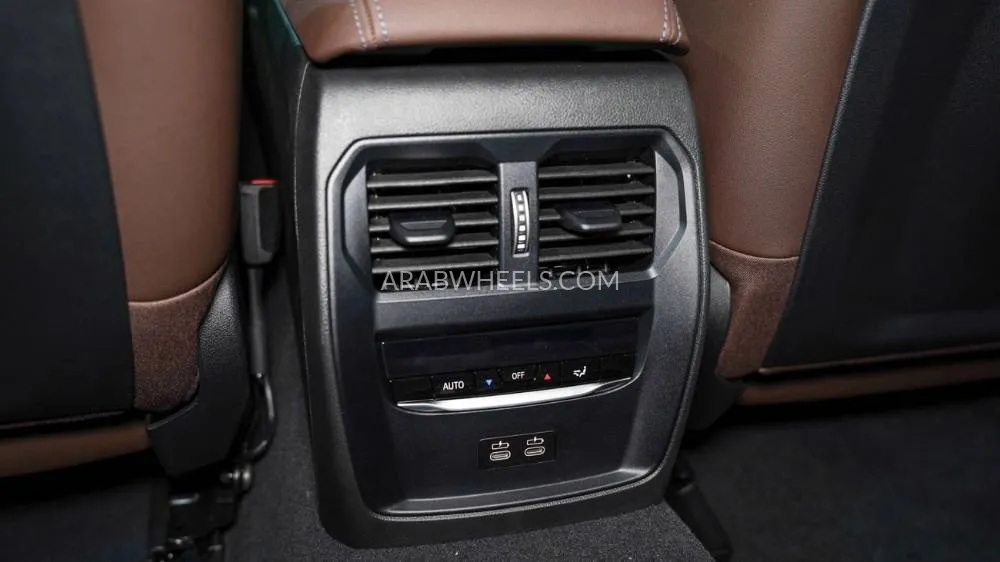 بي إم دبليو آي 4 2025 for Sale in أبو ظبي Image-10