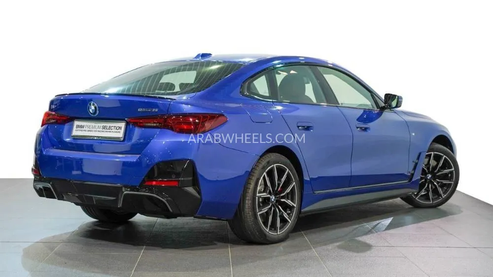 بي إم دبليو آي 4 2025 for Sale in أبو ظبي Image-17