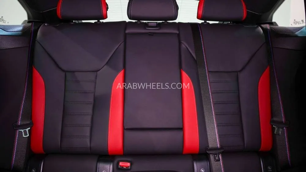 بي إم دبليو آي 4 2025 for Sale in أبو ظبي Image-10