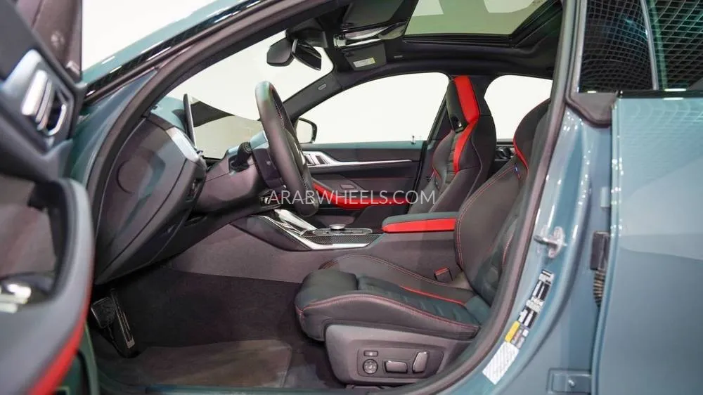 بي إم دبليو آي 4 2025 for Sale in أبو ظبي Image-12