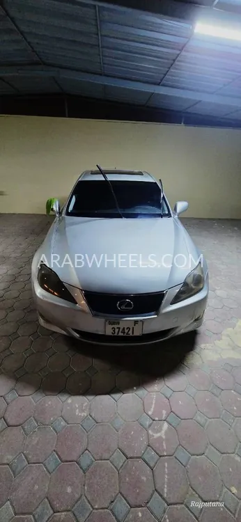 Lexus IS 2007 for Sale in Ajman Image-2