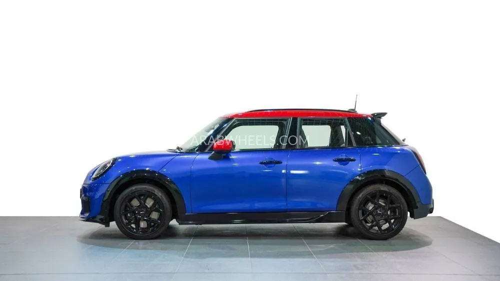 Mini Cooper 2025 for Sale in Abu Dhabi Image-3