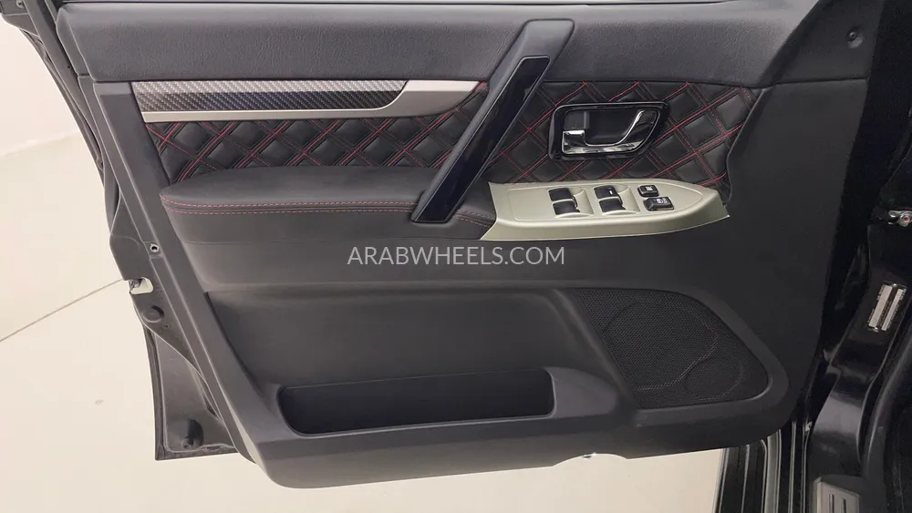 ميتسوبيشي باجيرو 2020 for Sale in دبي Image-19