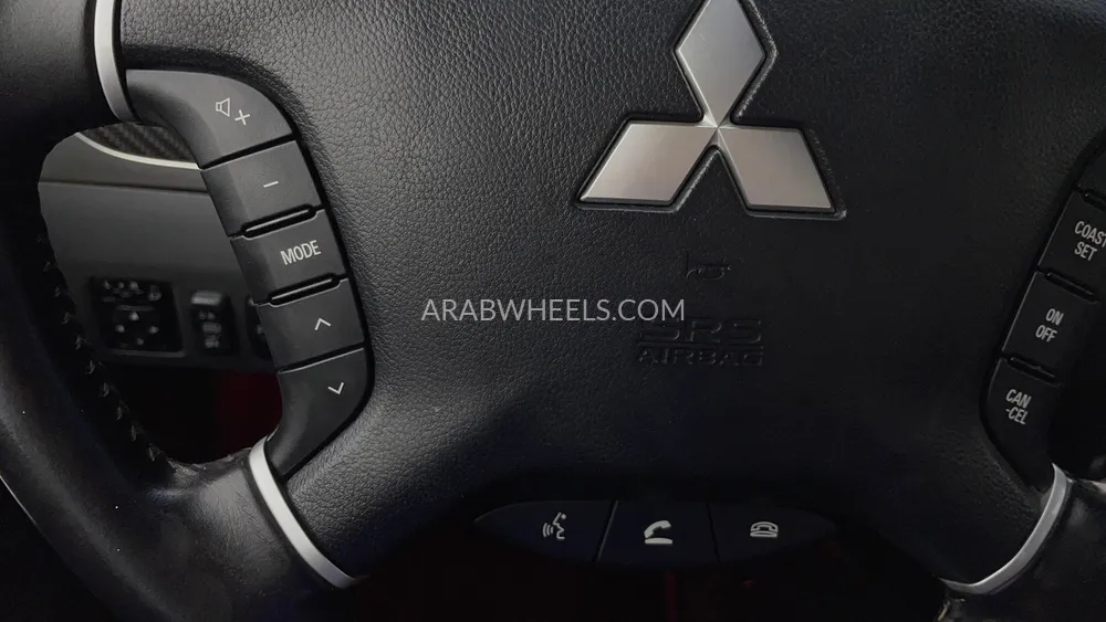 ميتسوبيشي باجيرو 2020 for Sale in دبي Image-43