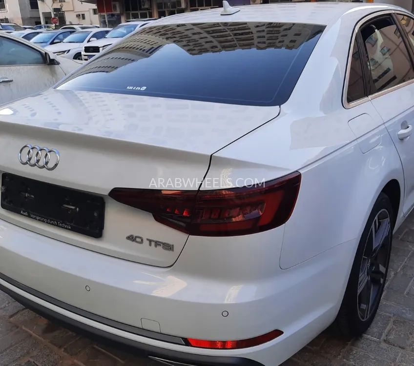 Audi A4 2019 for Sale in Dubai Image-6