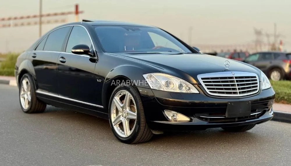 Mercedes Benz CLS Class 2009 for Sale in Dubai Image-2