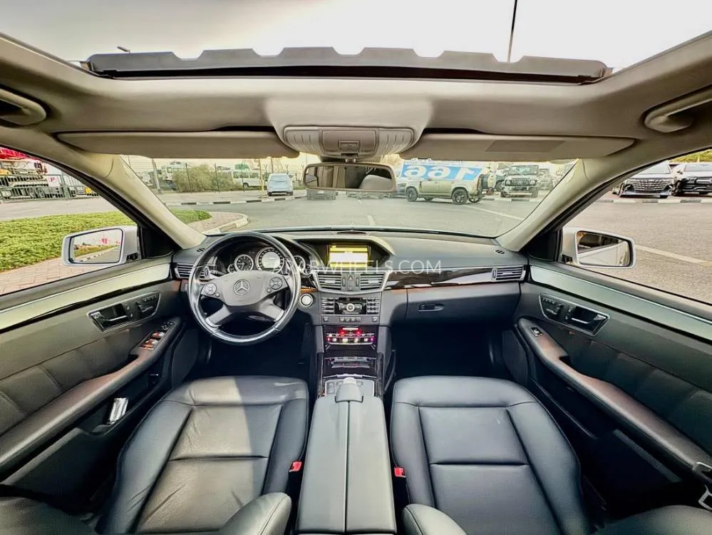 Mercedes Benz E Class 2009 for Sale in Dubai Image-11