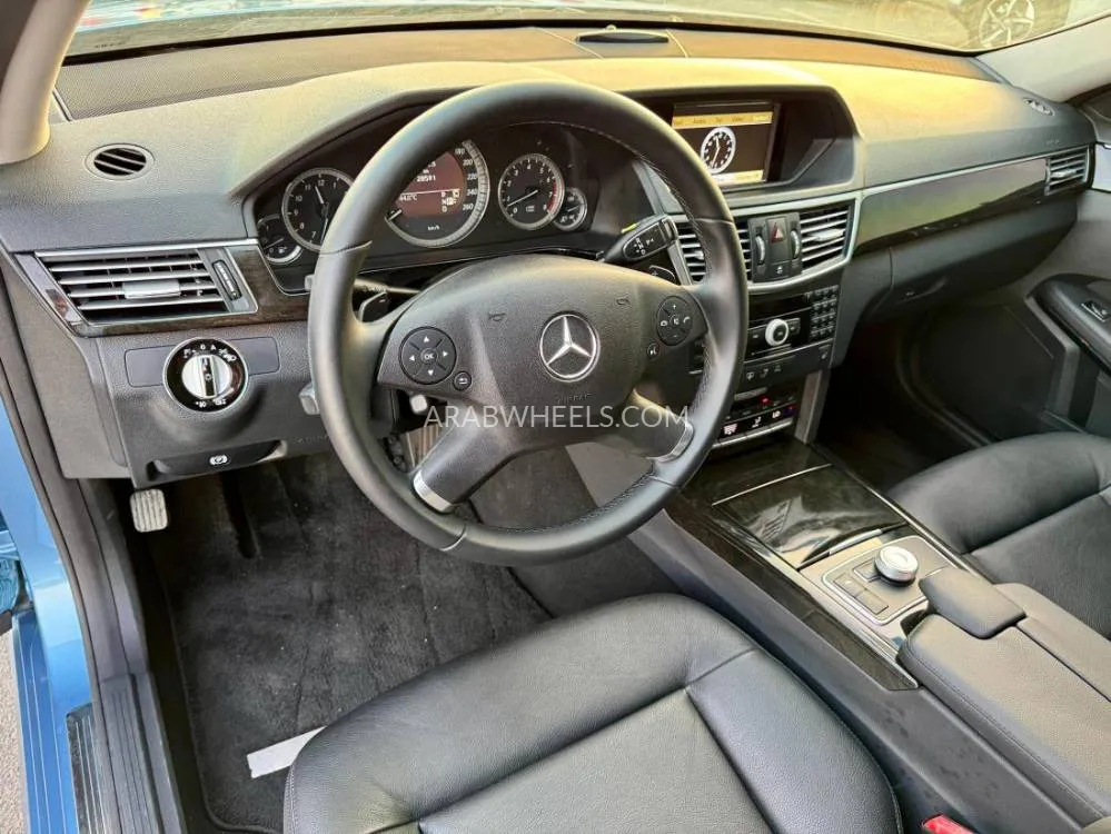 Mercedes Benz E Class 2010 for Sale in Dubai Image-8