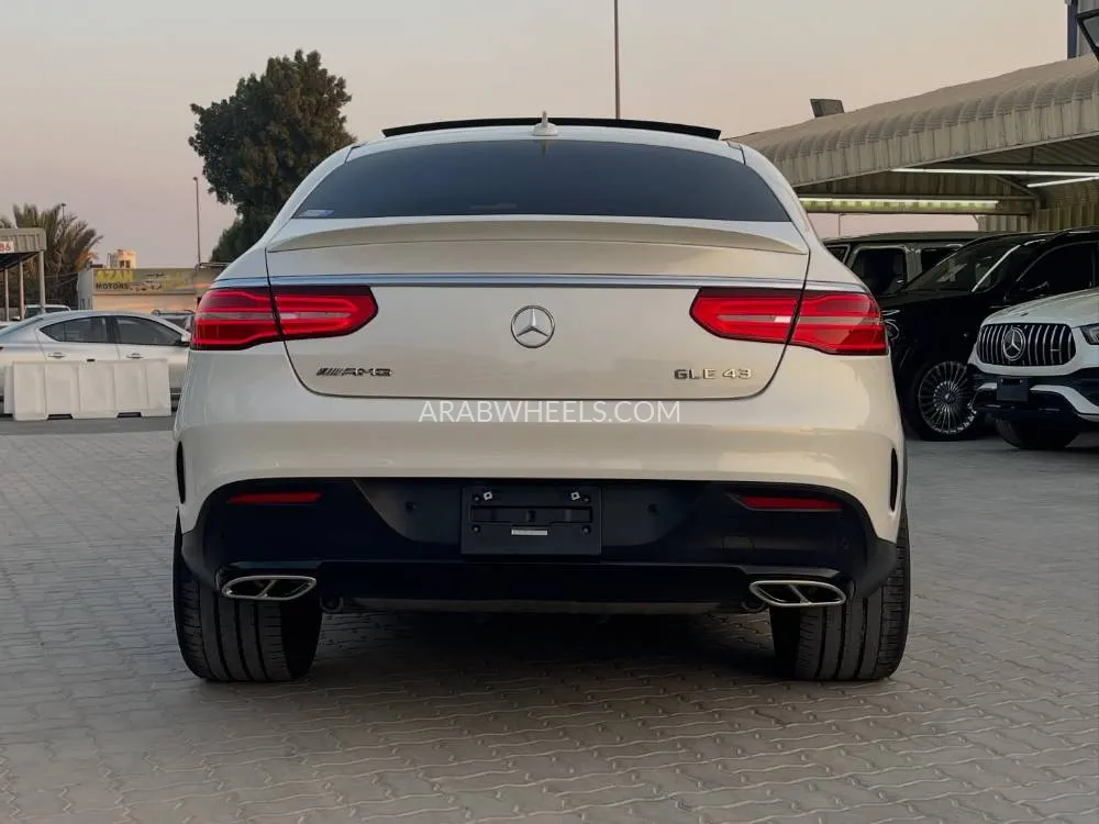 Mercedes Benz GLE Class 2017 for Sale in Ajman Image-18