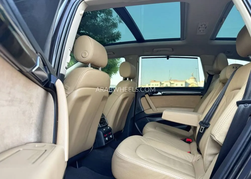 أودي Q7 2014 for Sale in دبي Image-10
