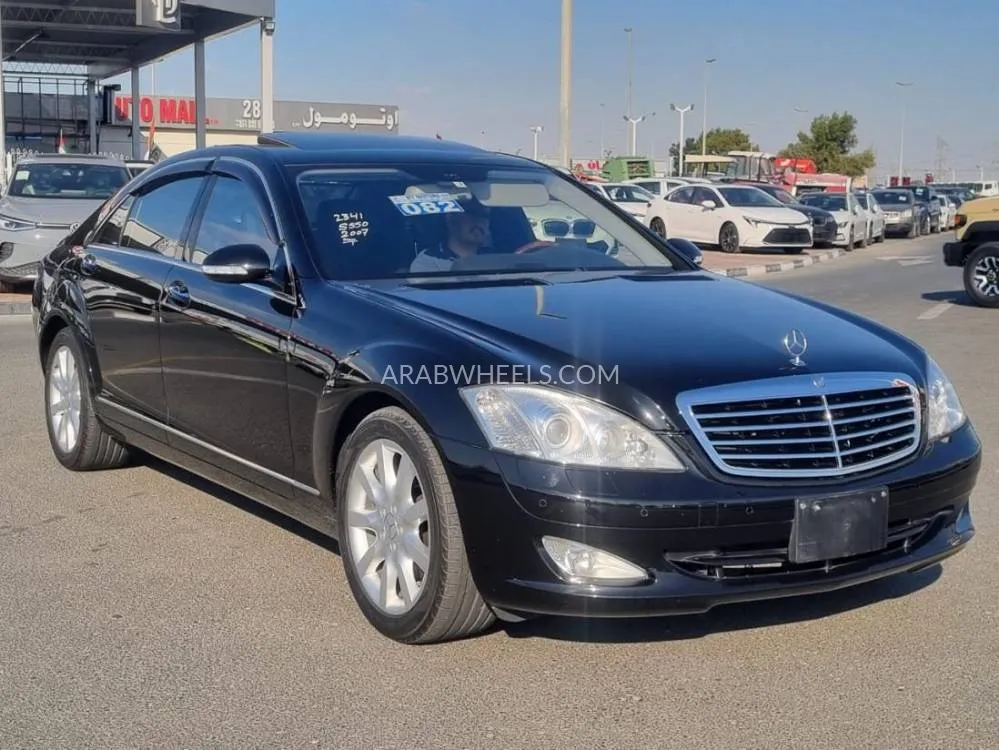 Mercedes Benz CLS Class 2007 for Sale in Dubai Image-2