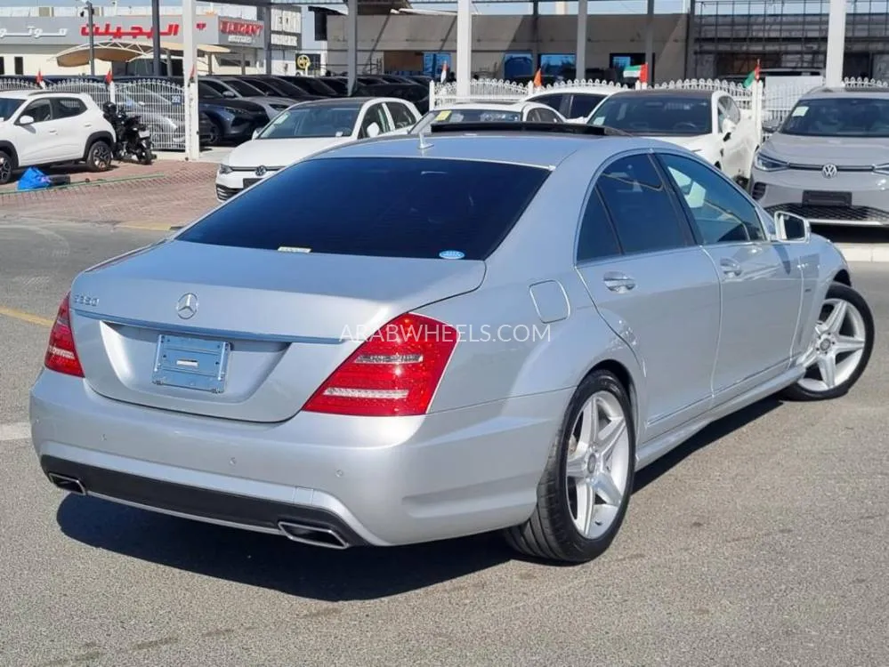 Mercedes Benz CLS Class 2012 for Sale in Dubai Image-6