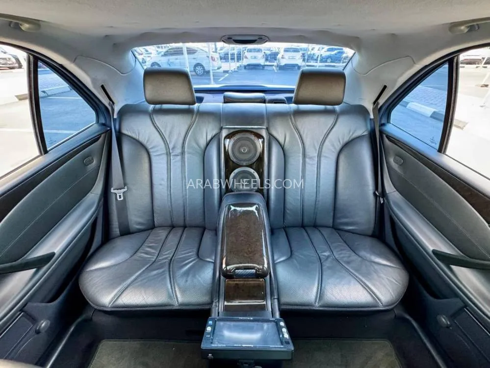 Mercedes Benz E Class 2000 for Sale in Dubai Image-12