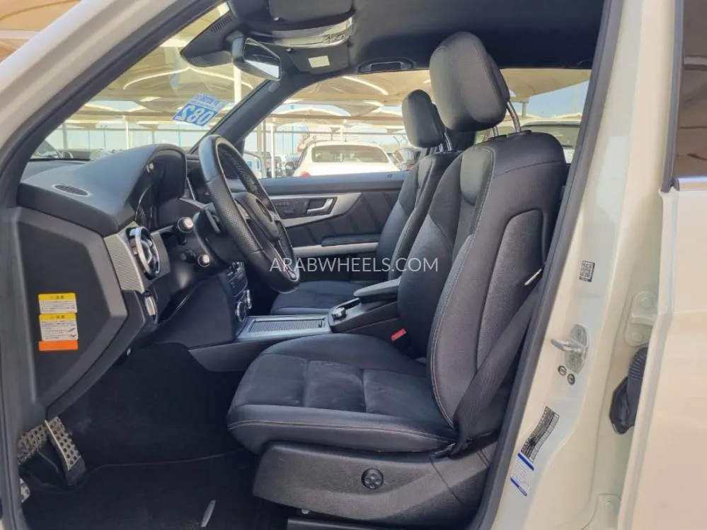 مرسيدس بنز GLK Class 2015 for Sale in دبي Image-10