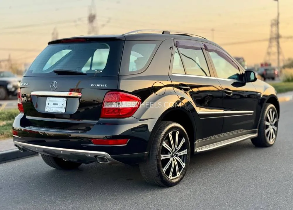 مرسيدس بنز ML Class 2010 for Sale in دبي Image-7