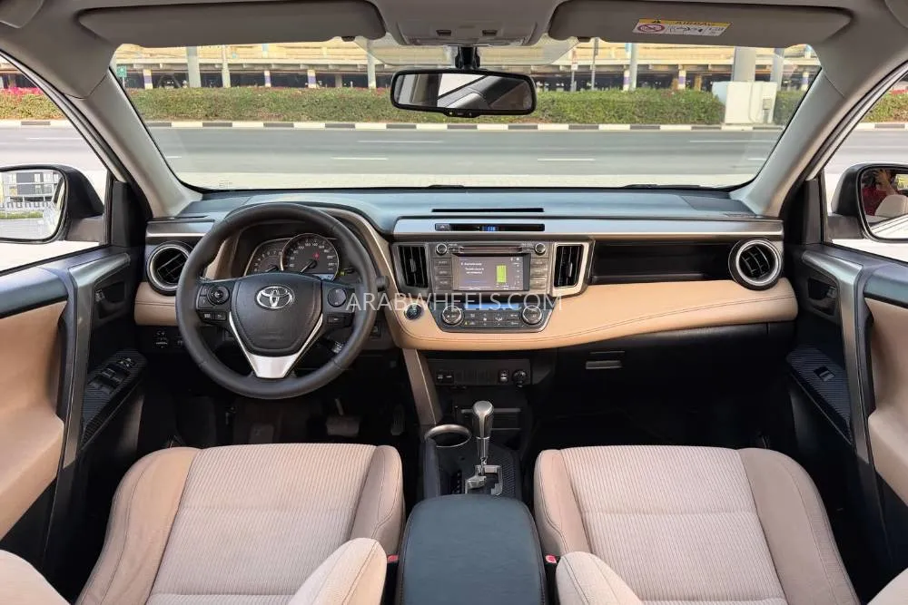 Toyota Rav4 2015 for Sale in Dubai Image-6