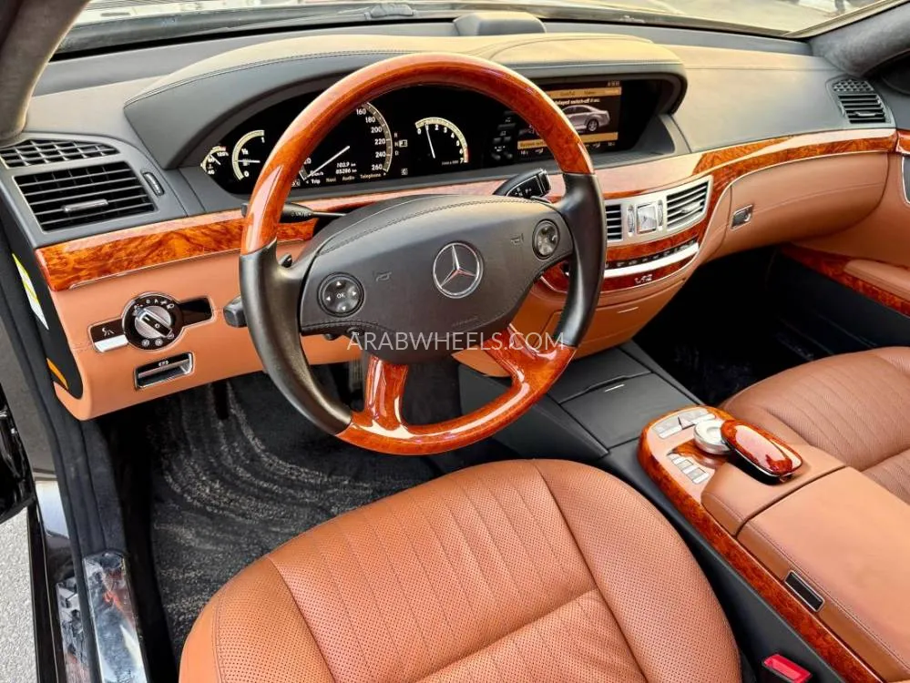 Mercedes Benz CLS Class 2009 for Sale in Dubai Image-8