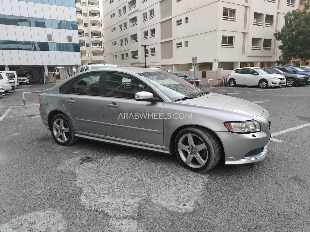 Volvo S40 2009 for Sale in Dubai Image-6