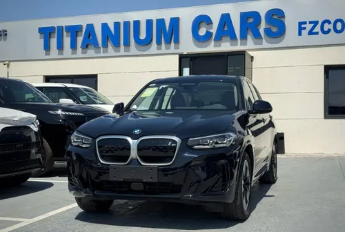 BMW iX3 2025