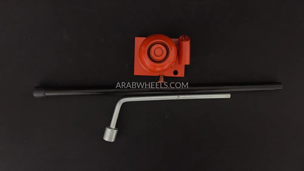 Mitsubishi Pajero 2017 for Sale in Dubai Image-29