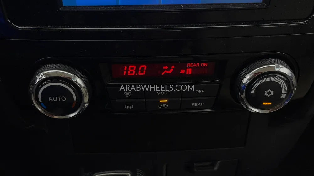 Mitsubishi Pajero 2017 for Sale in Dubai Image-42