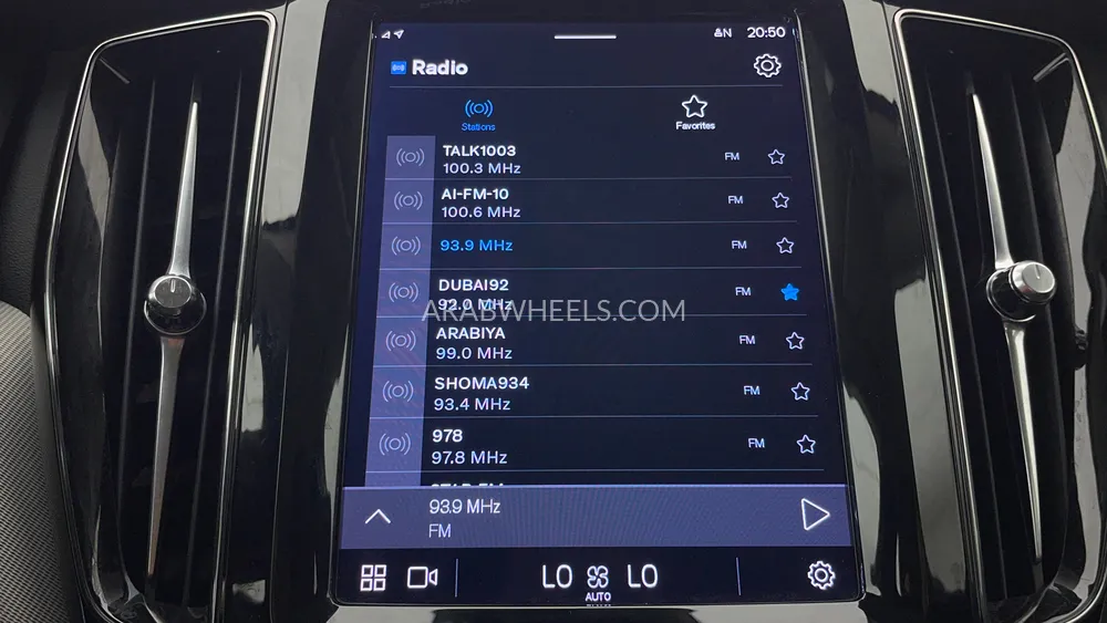 Volvo XC60 2023 for Sale in Dubai Image-15