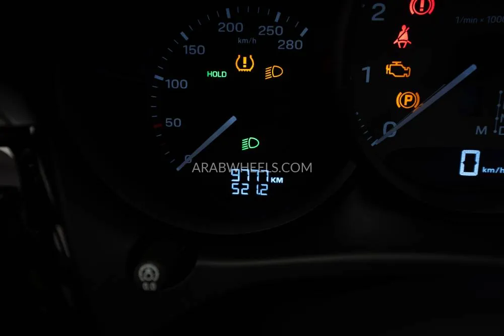 Porsche Macan 2023 for Sale in Dubai Image-3