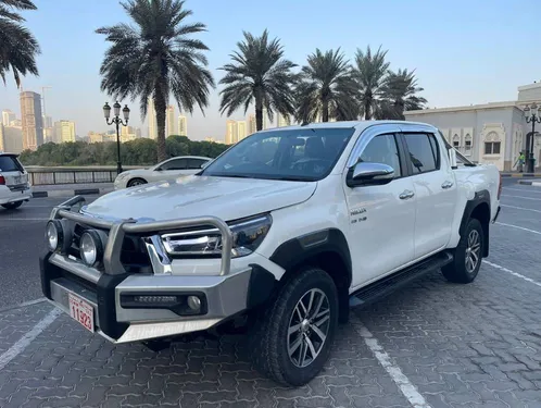 تويوتا هايلوكس 2.8L SR5 2017 for Sale