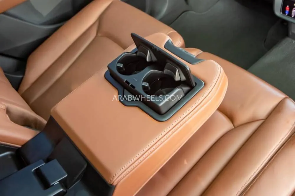 أودي Q7 2021 for Sale in دبي Image-15