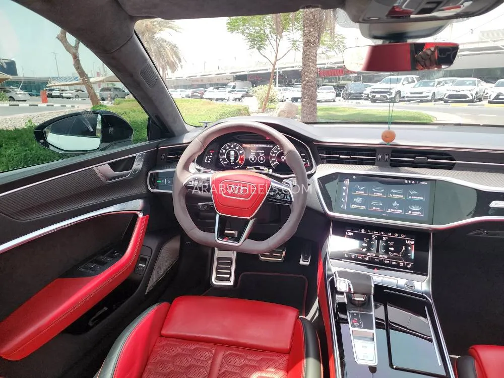 أودي آر إس 7 2021 for Sale in دبي Image-4
