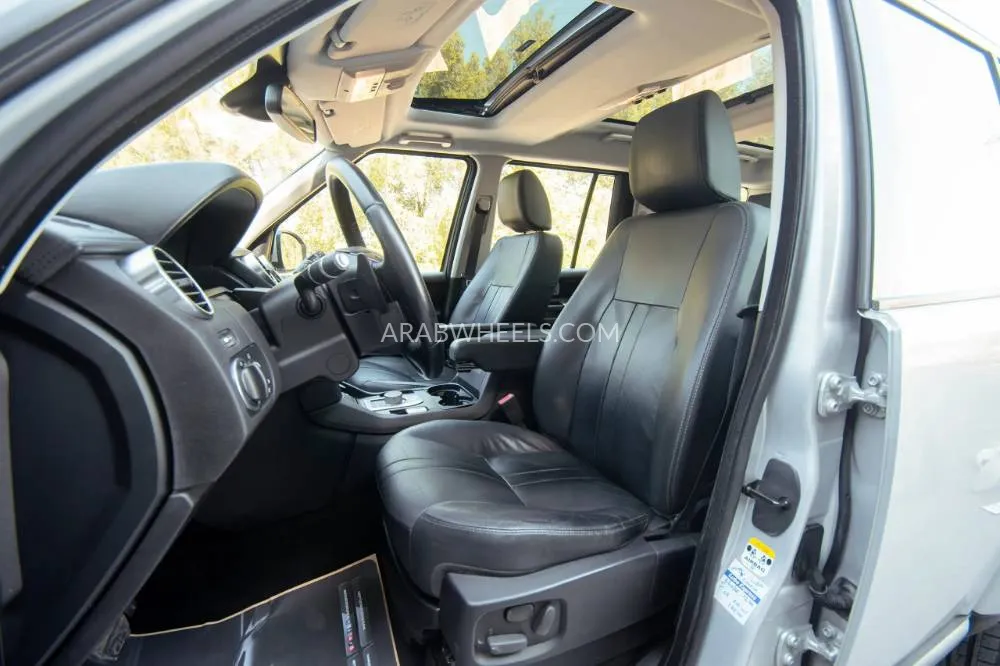 Land Rover Range Rover 2020 for Sale in Sharjah Image-10