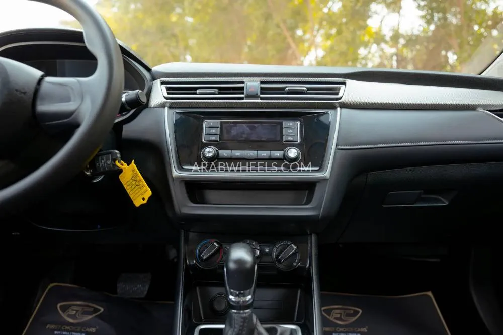 MG 1.5 AT COM 2020 for Sale in Sharjah Image-16