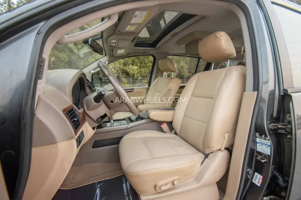 Nissan Armada 2020 for Sale in Sharjah Image-9