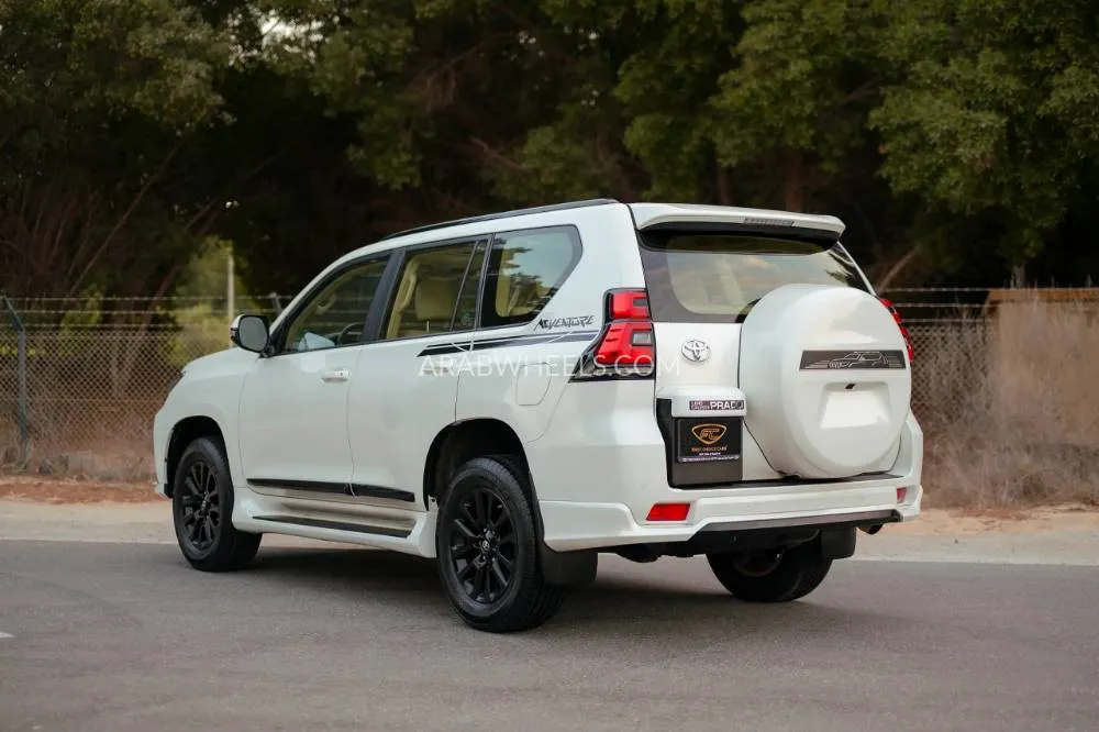 Toyota Land Cruiser Prado 2016 for Sale in Sharjah Image-5