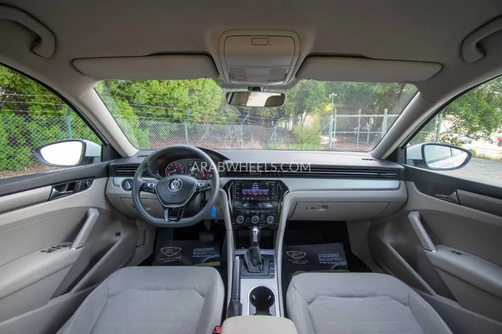 Volkswagen Passat 2022 for Sale in Sharjah Image-7