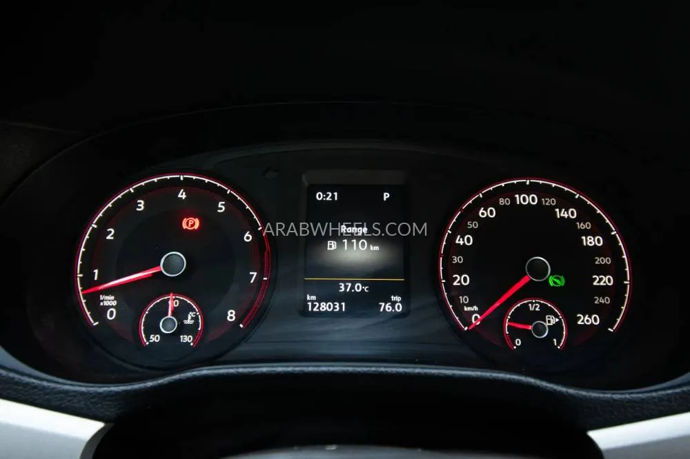 Volkswagen Passat 2022 for Sale in Sharjah Image-15