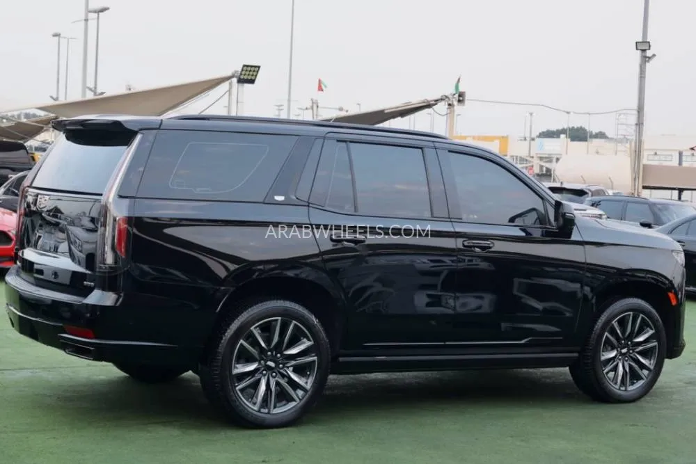 Cadillac Escalade 2022 for Sale in Sharjah Image-3